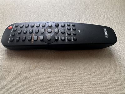 YAMAHA remote (OEM RC19237010) controls DVD C750 C950 DV-C6770 etc