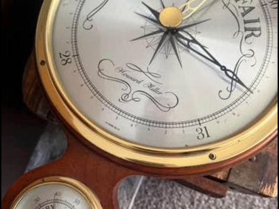 VINTAGE HOWARD MILLER LARGE WOOD BAROMETER