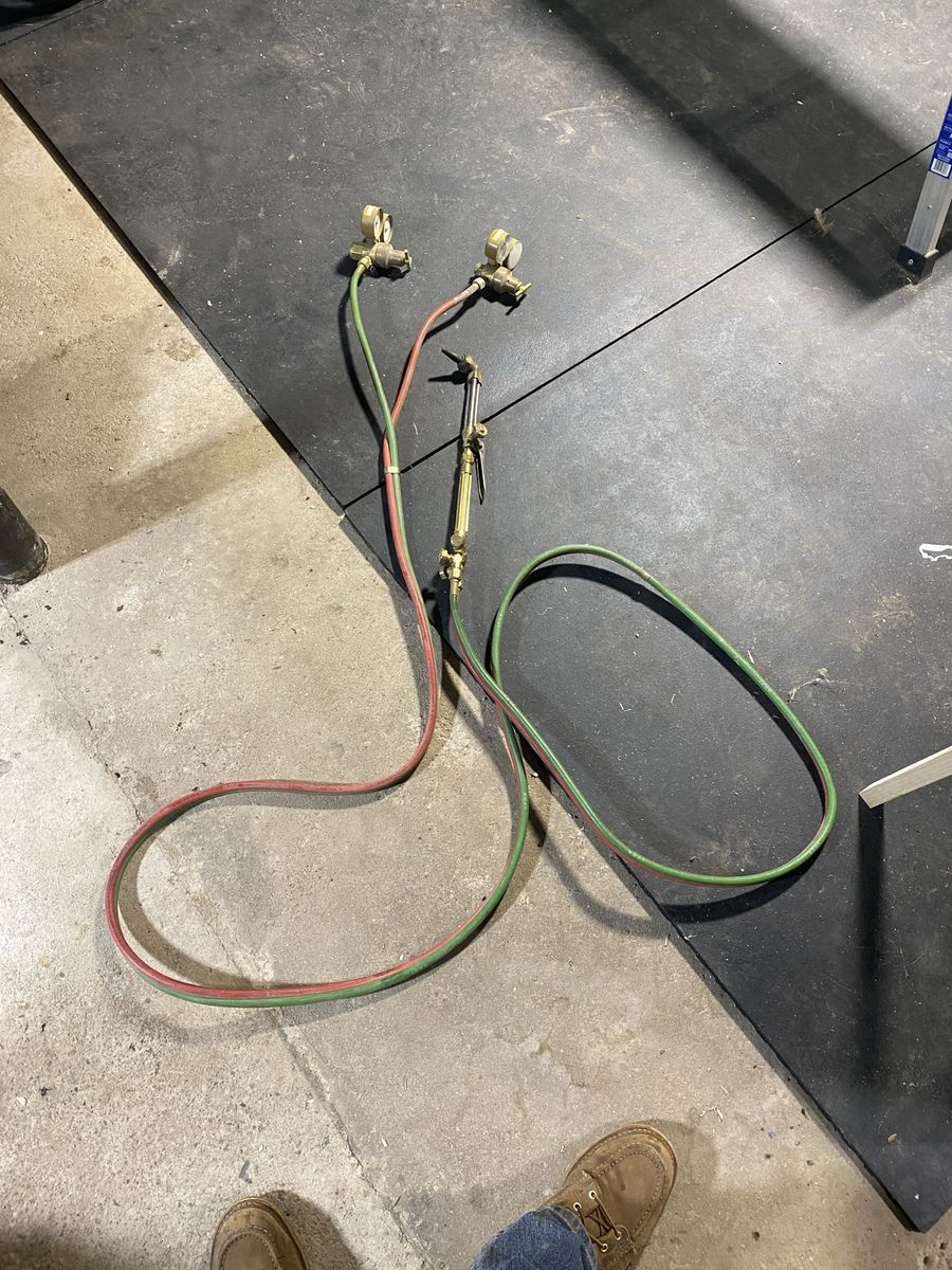 Oxy/Acetylene Torch, Hoses, Regulators