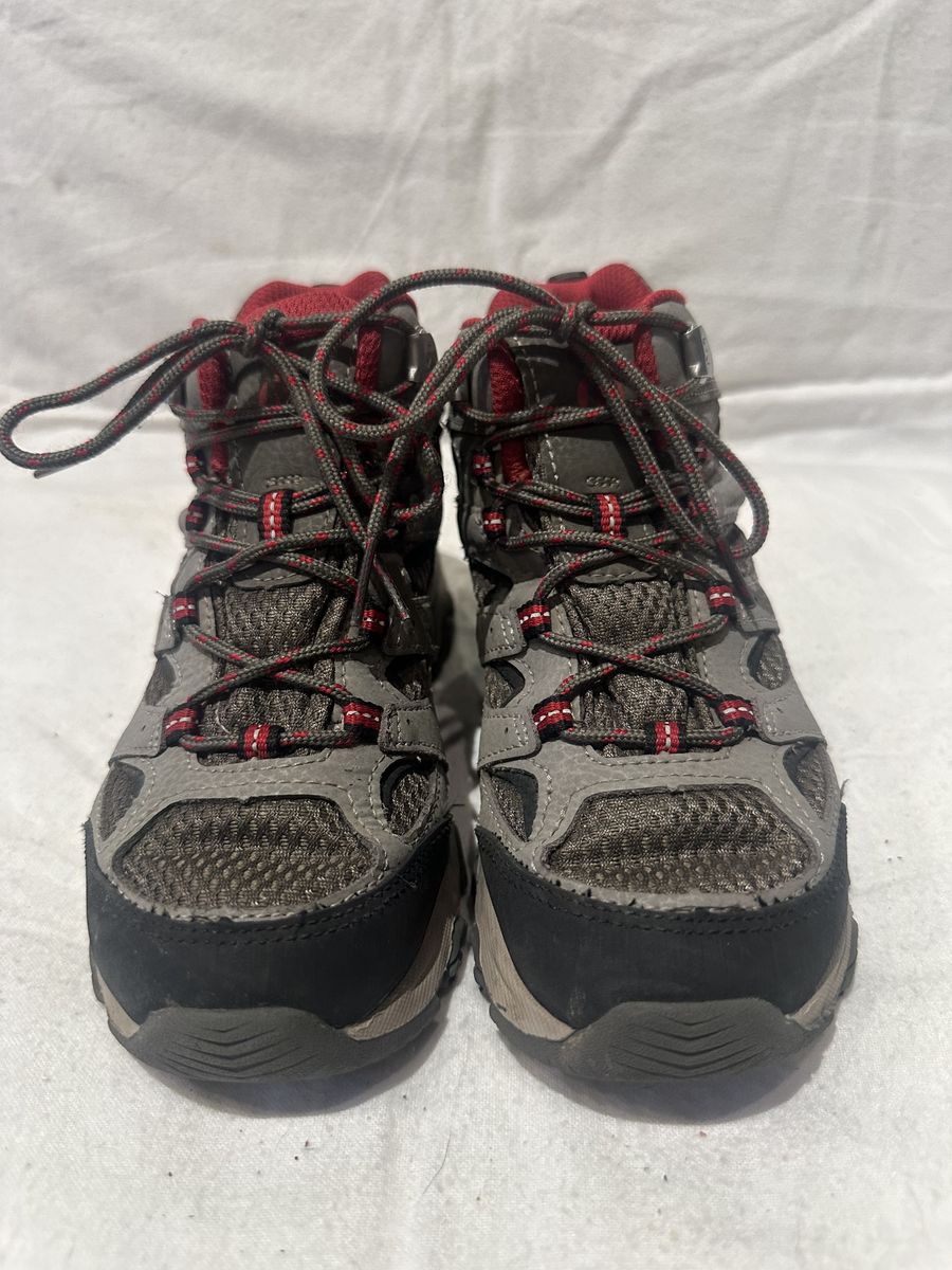 Merrell Youth Size 2 Grey wtrprf Mid Hiking Boots