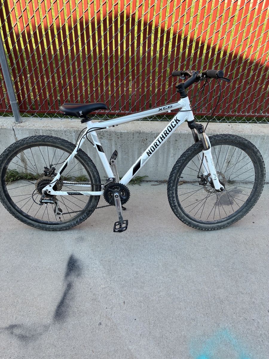 Northrock XC6 Hardtail Mountain Bike - White/Black