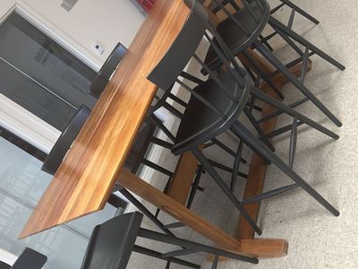 Gat Creek Delmar Table and 6 Chairs…bar height