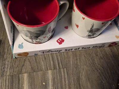 Disney Mickey & Minnie Mouse "Oh Boy!" & Eiffel Tower Ceramic Mugs Set of 2