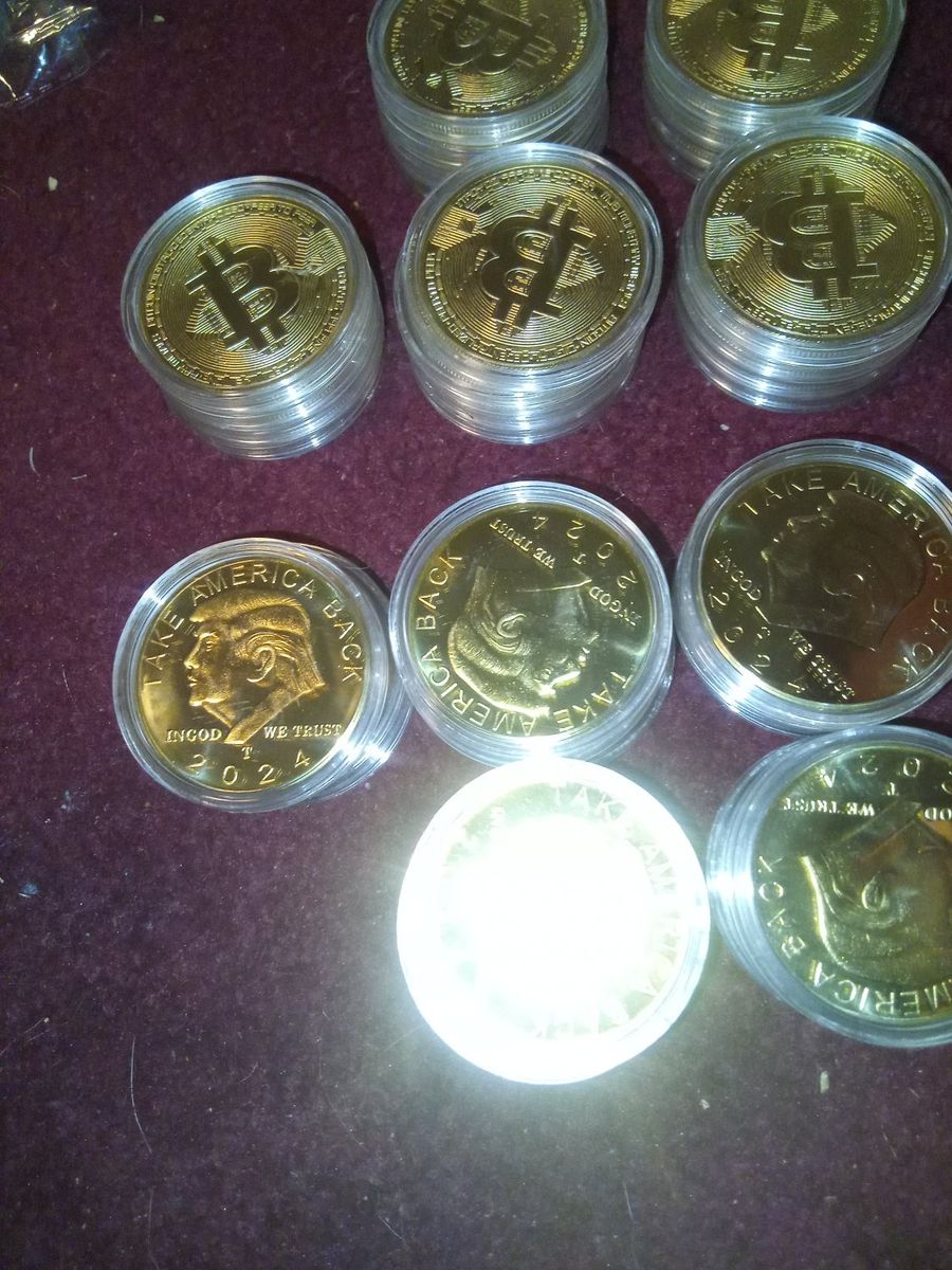 2024 Donald Trump Golden Coins - "Take America Back" & Bitcoin Commemorative Set