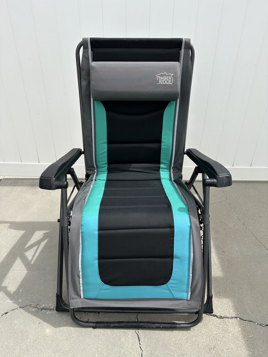 Timber Ridge Zero Gravity Chair With Pillow