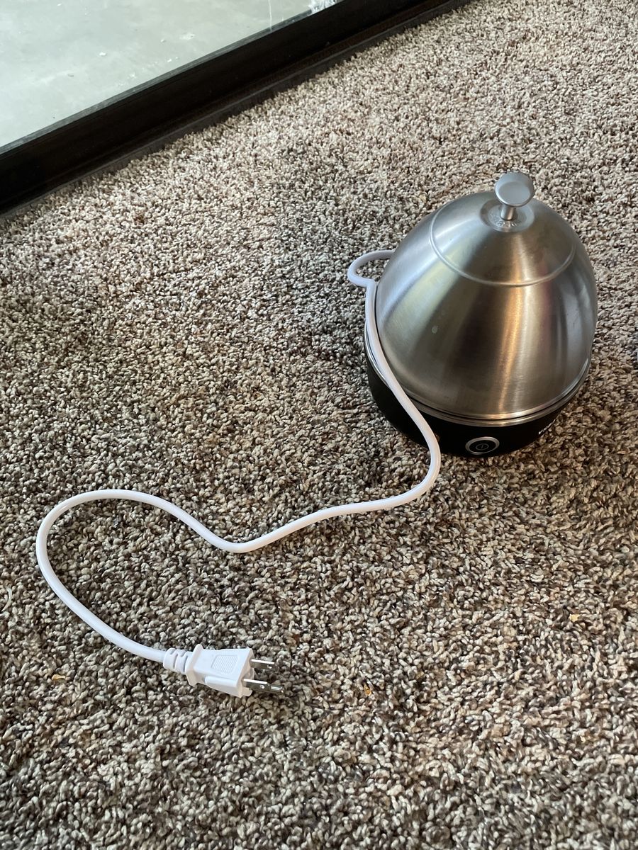 Stainless Steel Vobaga Egg Cooker with Black Base