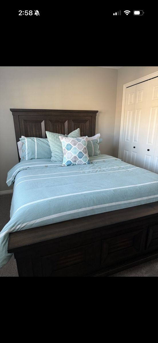 Queen Bed Frame & Nightstand For Sale!