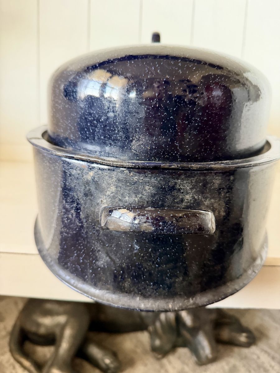 Main image 4