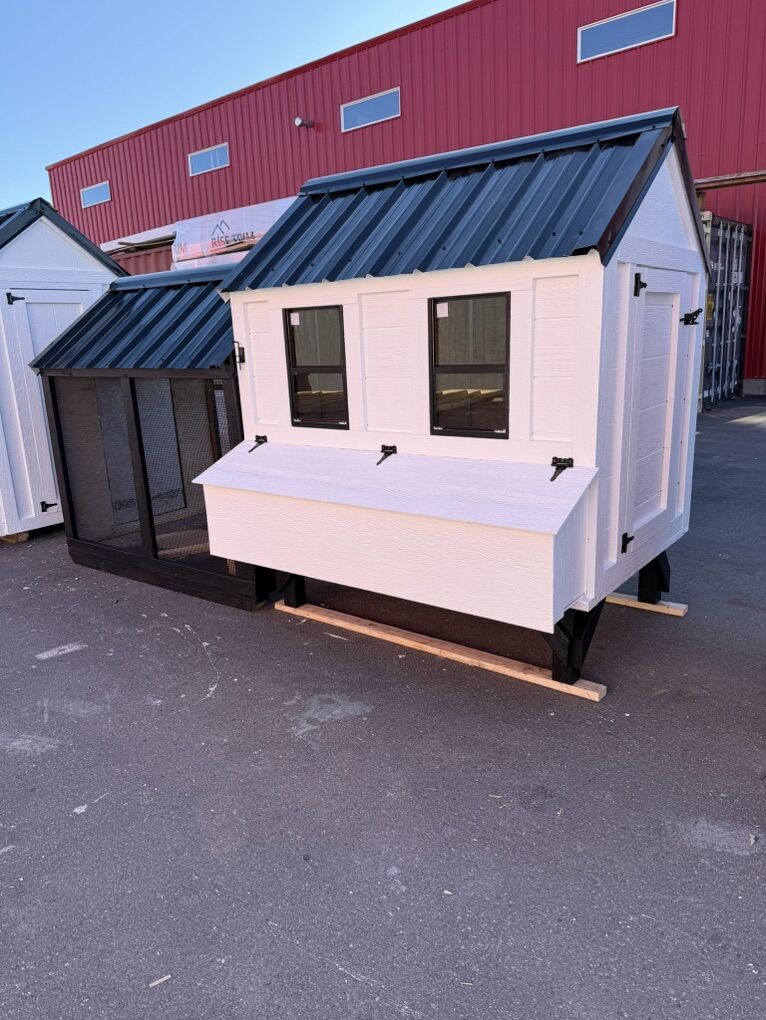 4x6- 5 Nest ChiCken Coop Or Kit $799