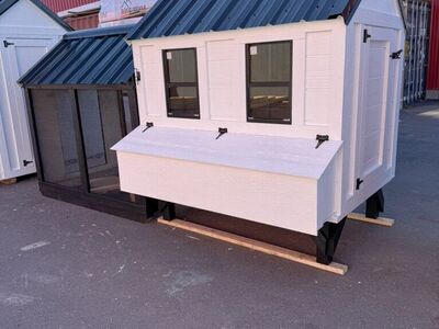 4x6- 5 Nest ChiCken Coop Or Kit $799