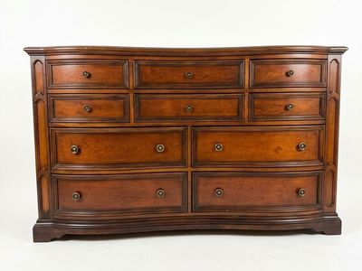 Solid wood luxurious 10 drawer dresser