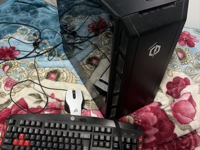 Cyberpower PC and keyboard with corsair mouse