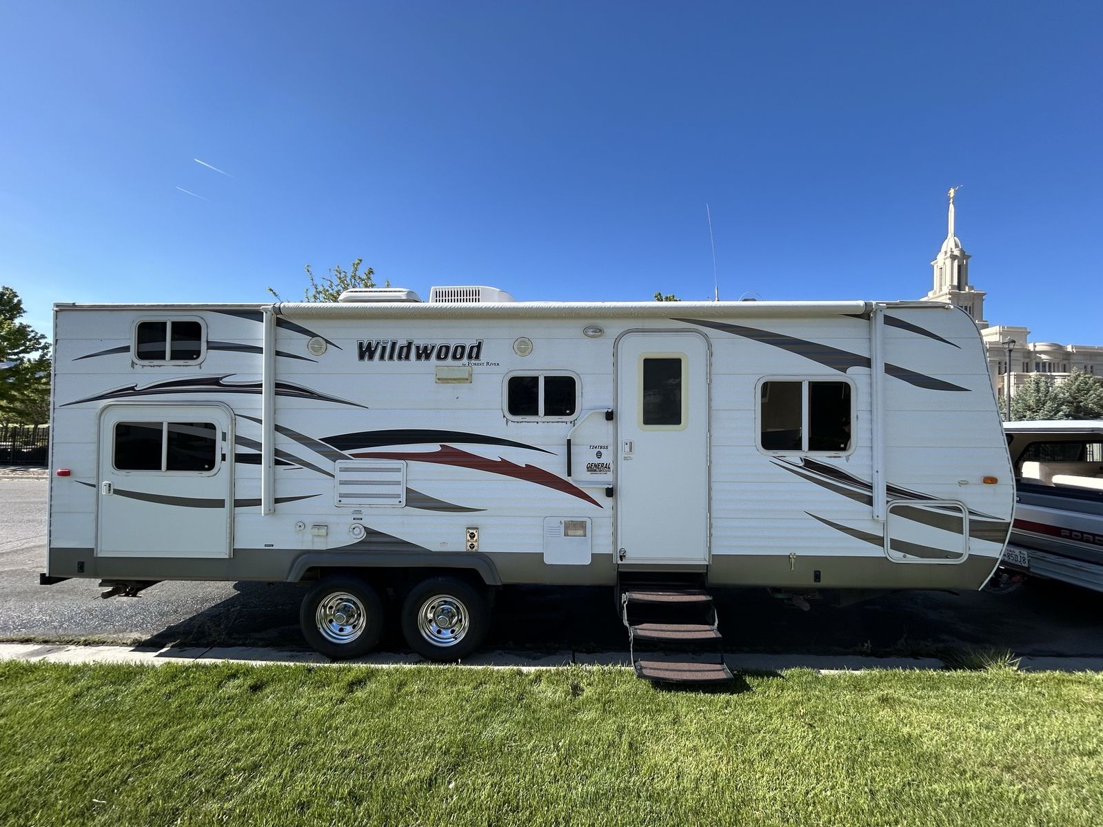 2012 Forrest Wildwood Travel Trailer