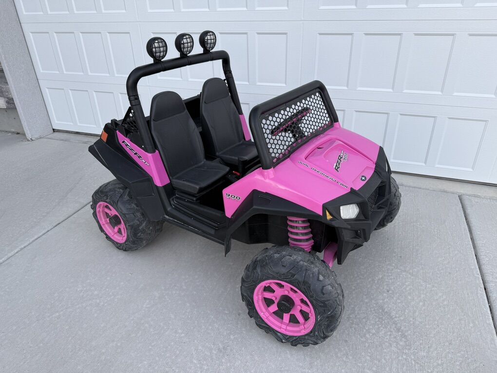 Peg Perego Polaris RZR 900 (No Battery)
