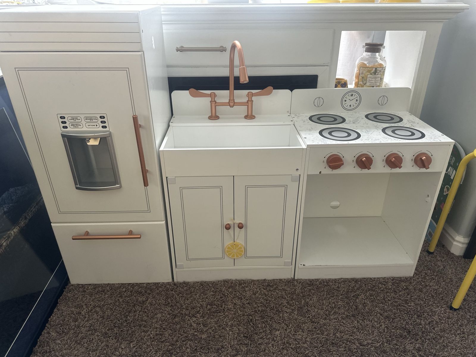 Child’s kitchen