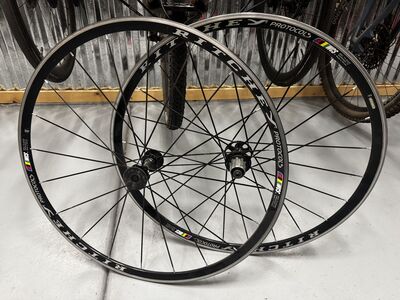 2 Road Wheelsets 10 speed