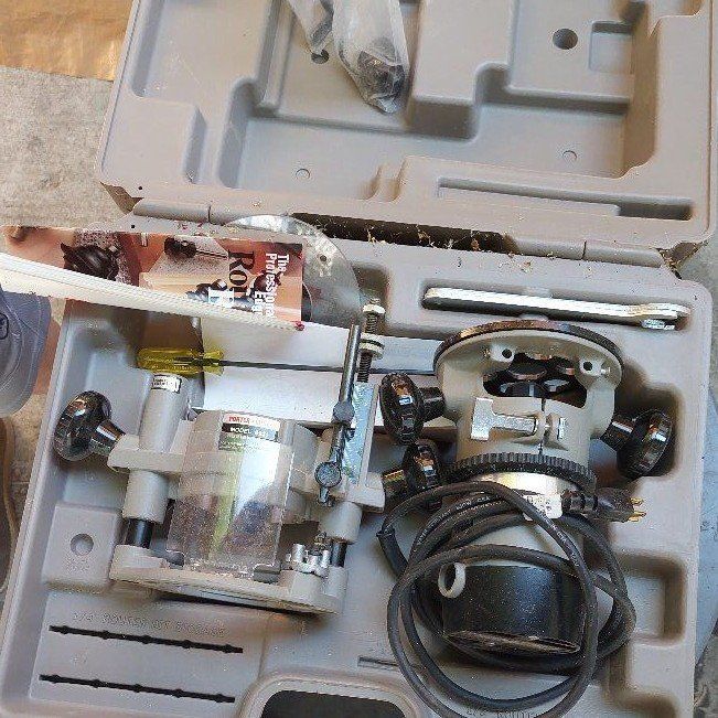 Plunge Router 