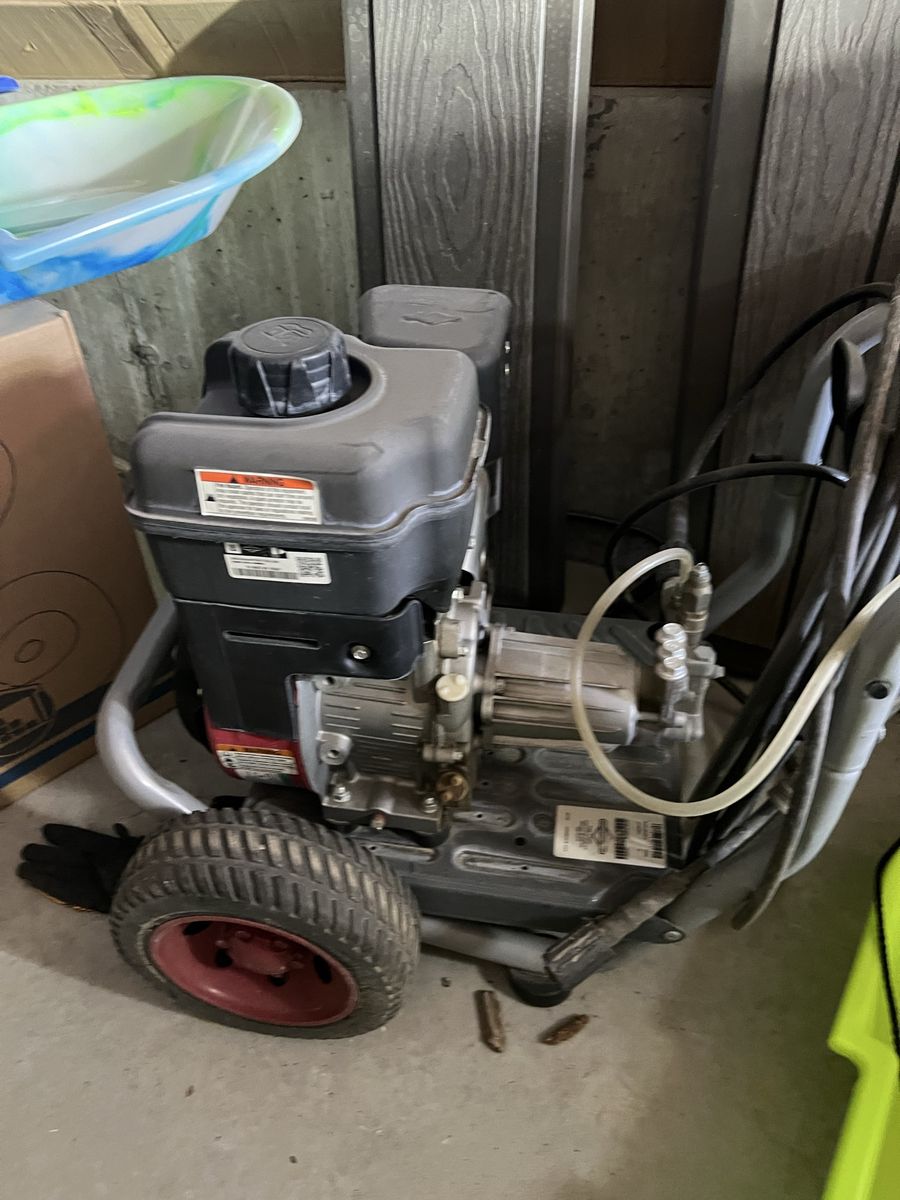 Pressure washer