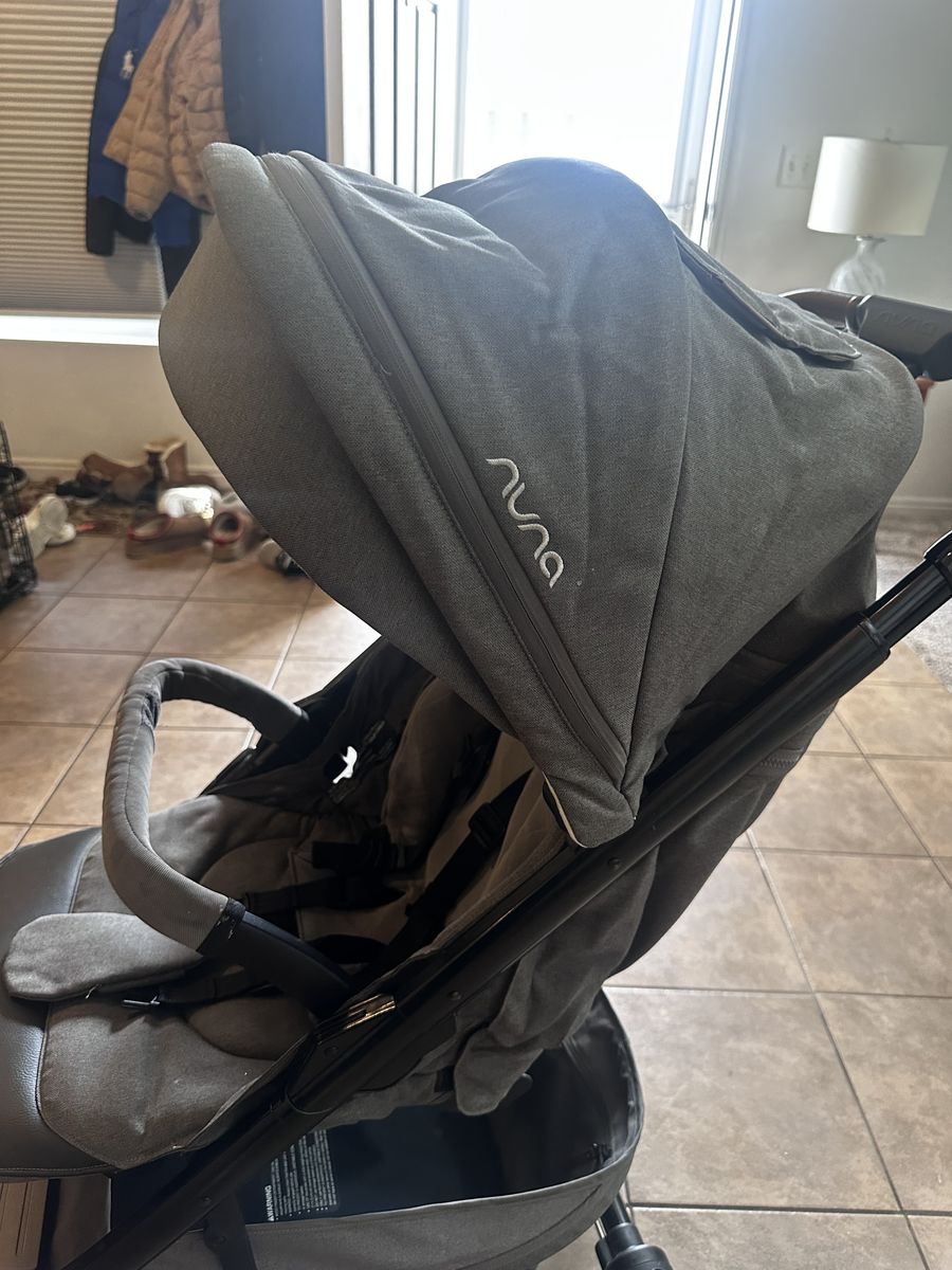 Nuna Tavo Stroller