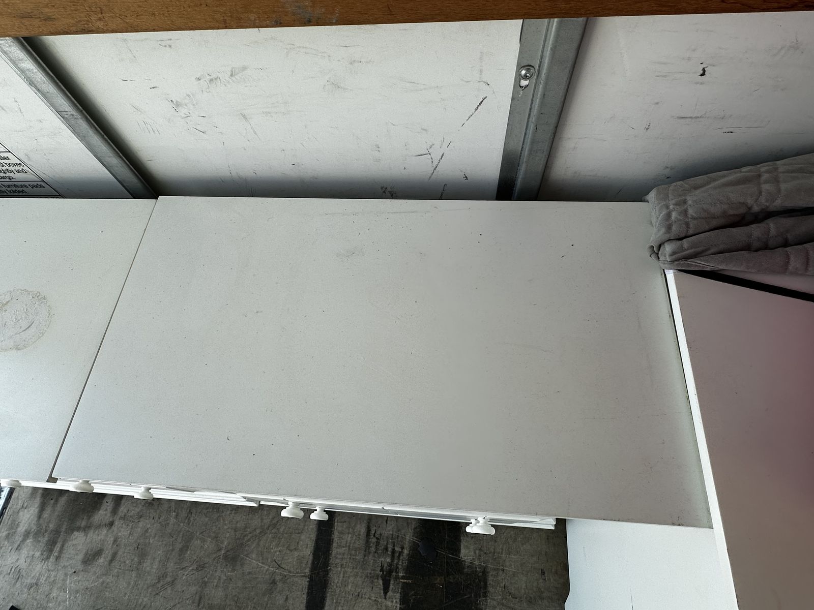 Main image 3
