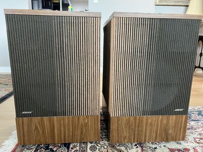 Bose 501 Series Direct Reflecting Speakers