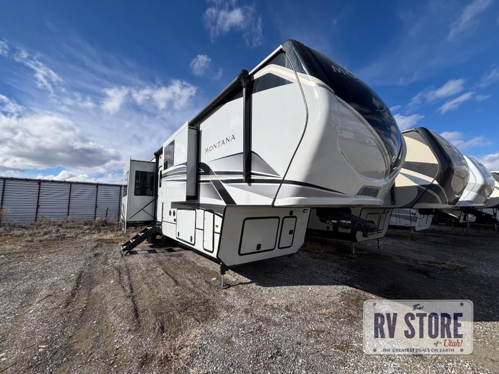2025 Keystone RV Montana 3901RK