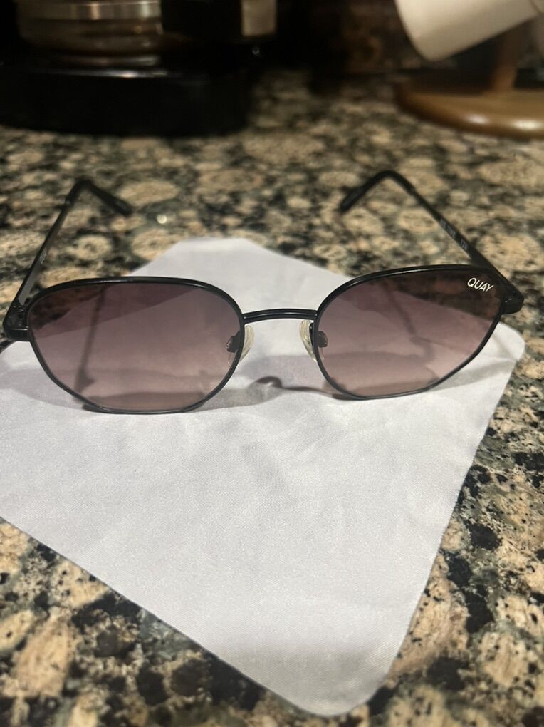 Quay Big Time Sunglasses