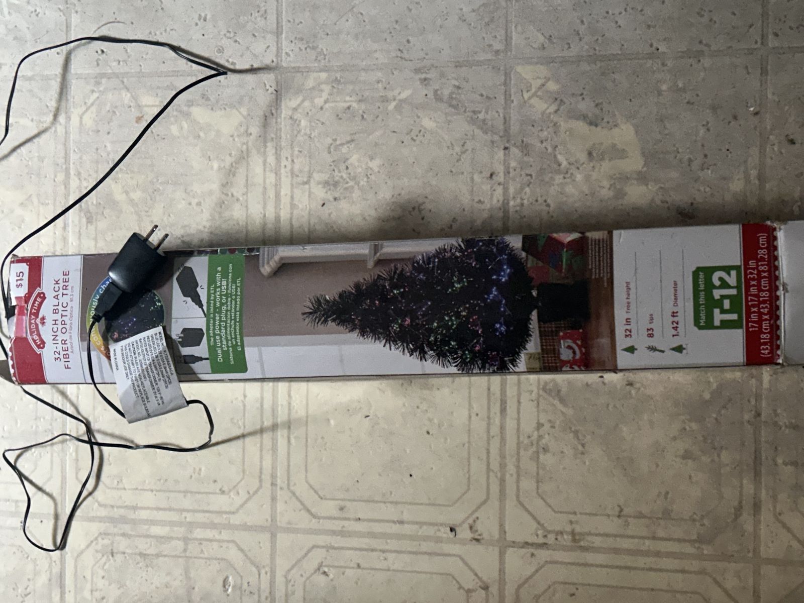 Free black Christmas Tree