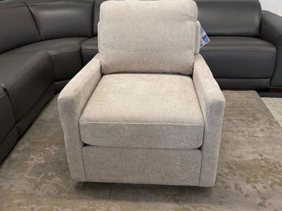 LIKE NEW!! COSTCO HENREDON MARLEY FABRIC SWIVEL ACCENT CHAIR!!