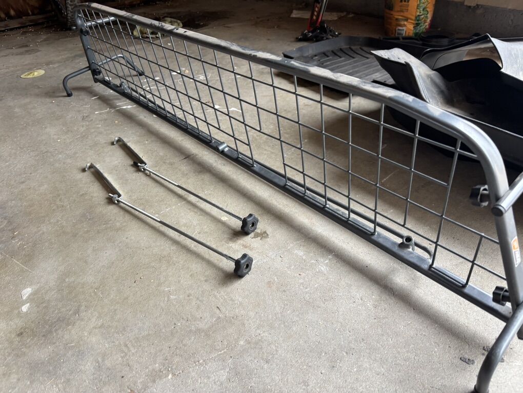 Travall Forester Dog Barrier