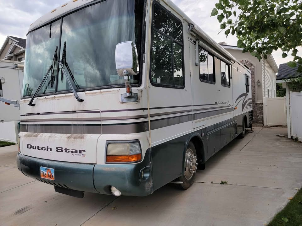 1999 NewMar Dutch Star