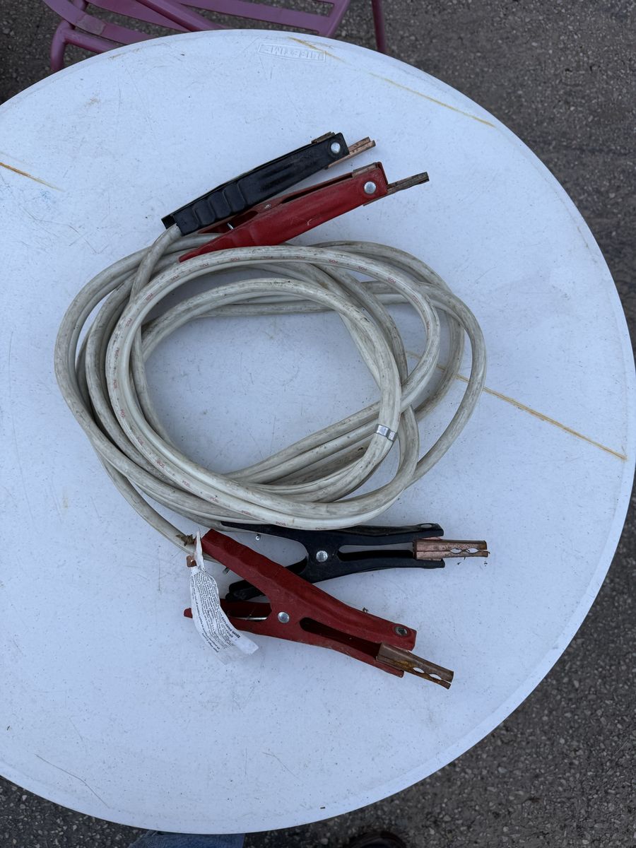 Heavy-Duty Automotive Jumper Cables with Red and Black Clamps