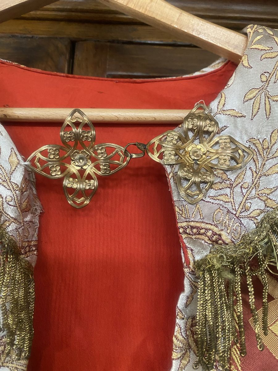 Main image 8