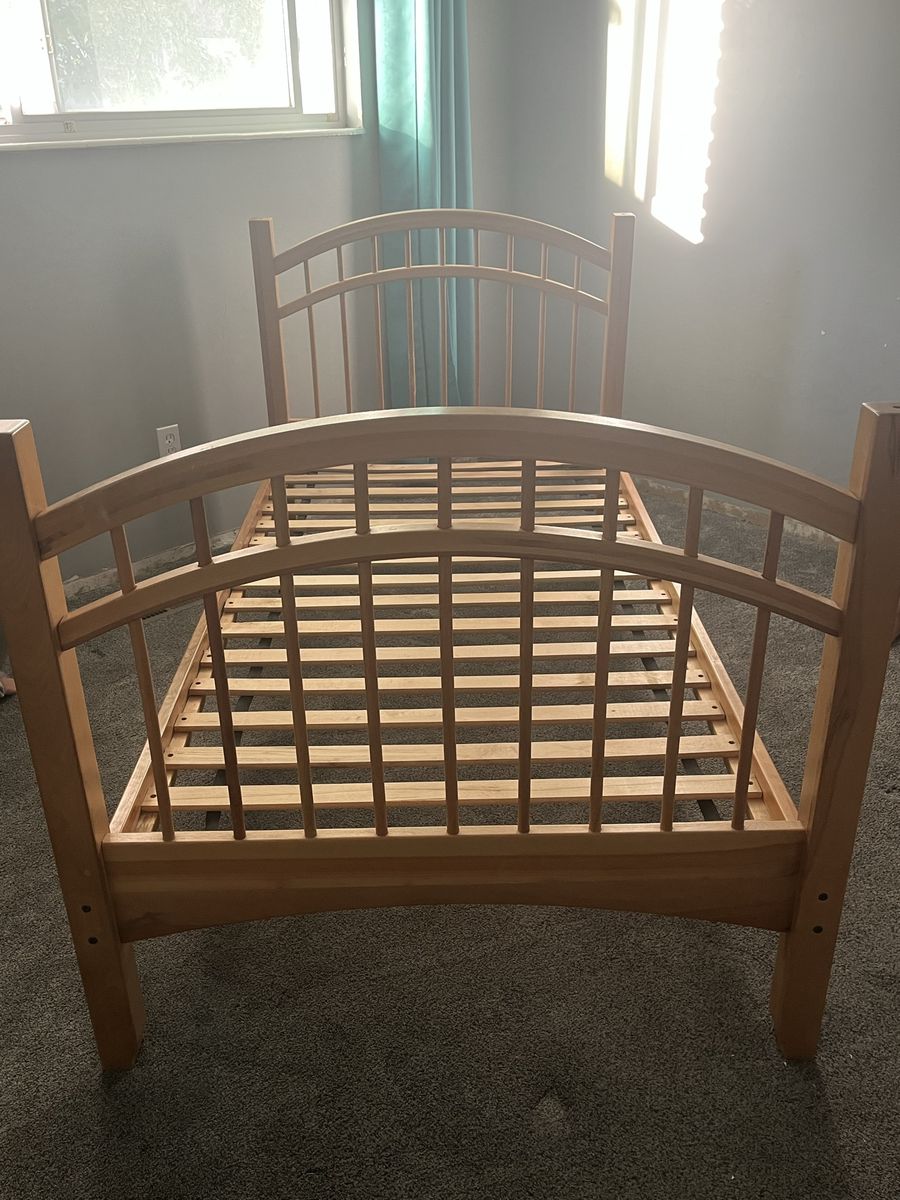 Main image 3