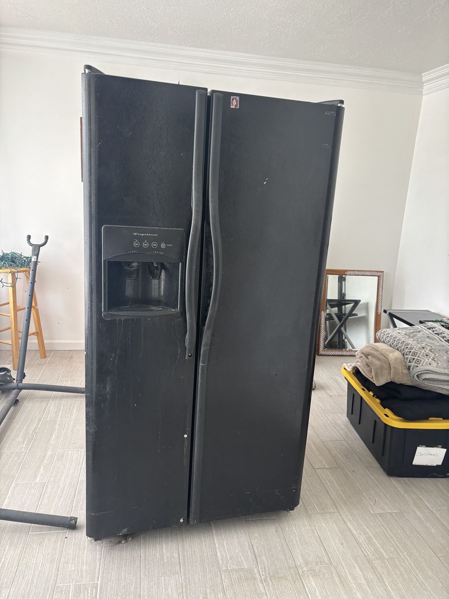 Frigidaire refrigerator