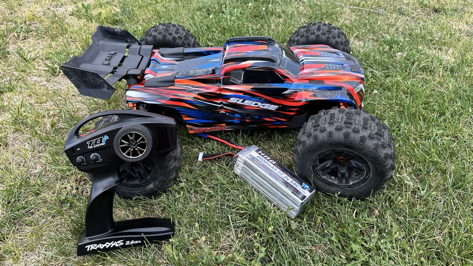 Traxxas Sledge 1/8 Scale 4WD RC Truggy with TQi Transmitter and Battery