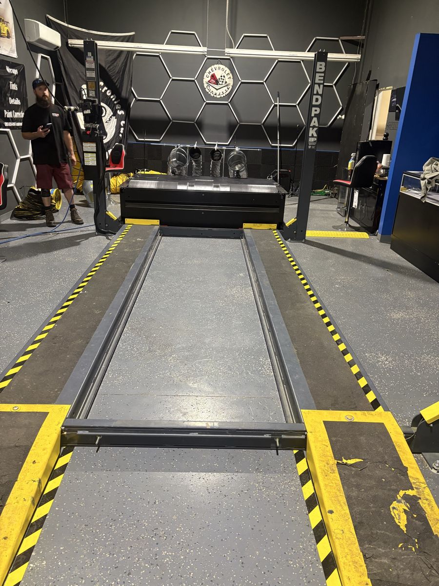 Automotive lift