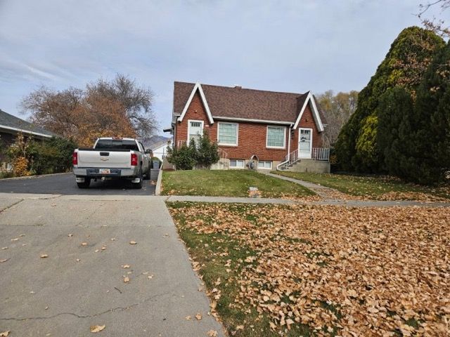 1 Bed 1 Bath Apartment