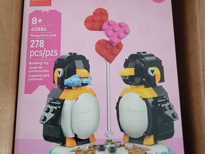 lego 40886 penguins in love