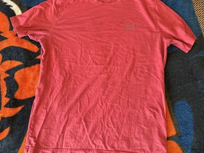 Red under Armour shirt