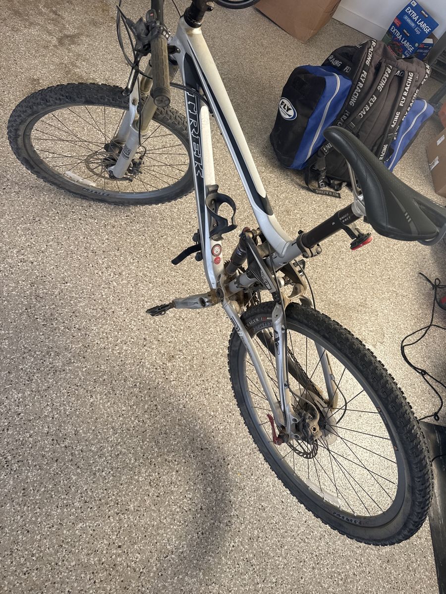 Trek Alpha Full Suspension Mountain Bike - White/Black, Brakes Sticking