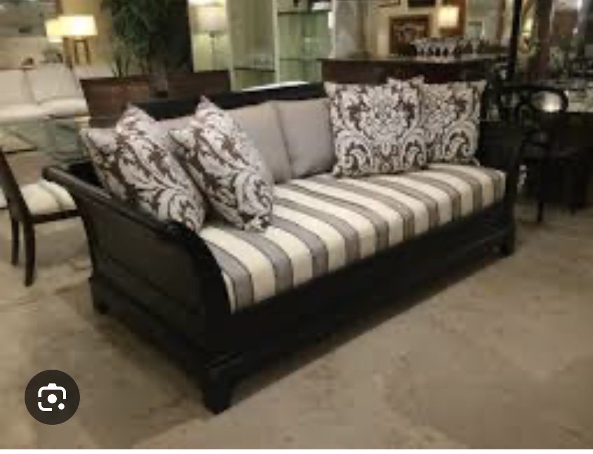 Thomasville Daybed Couch