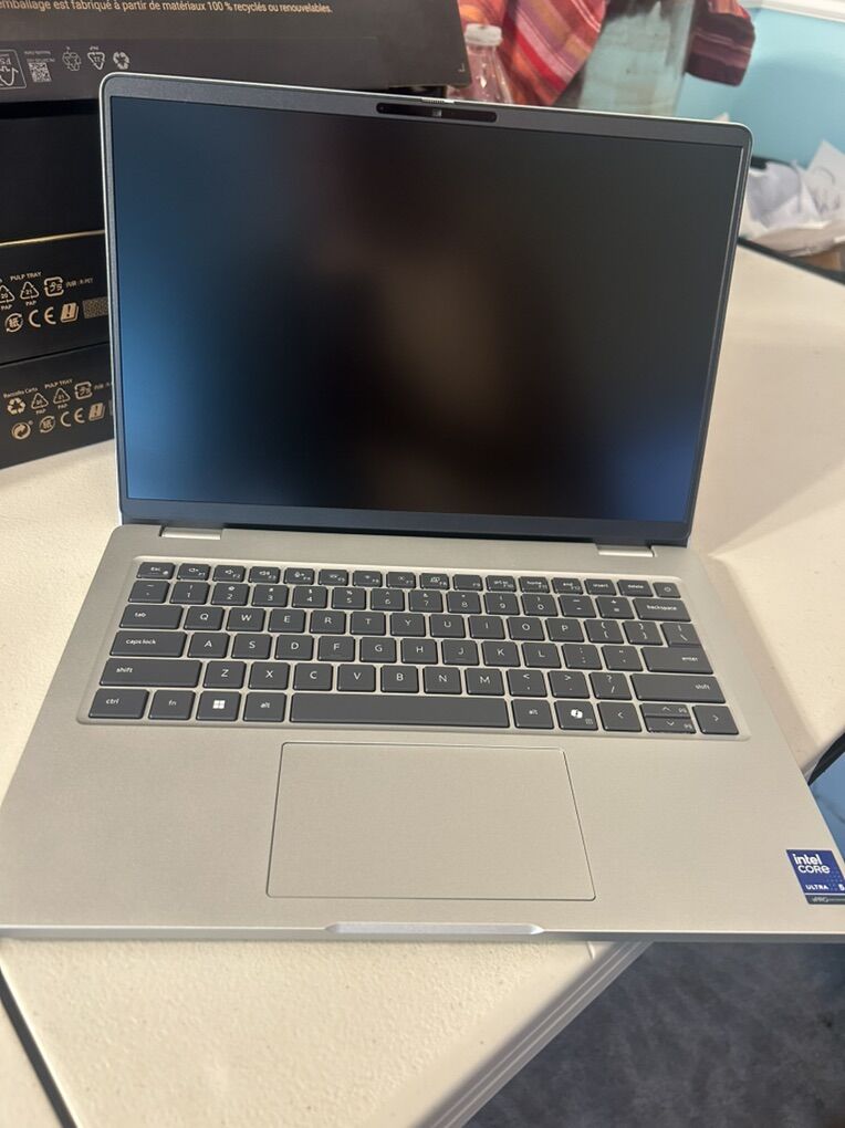 Laptop Dell 14 Pro New In Box