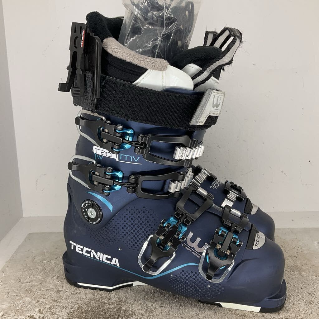 Tecnica Mach 1 MV 105 W w/ Hotronic Boot Heaters