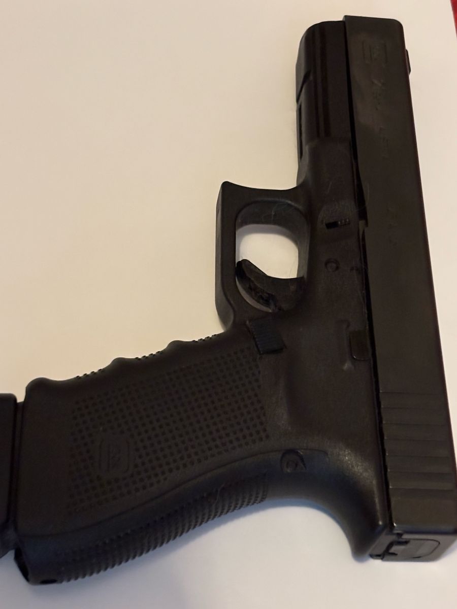 Main image 6