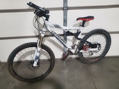 (M) Cannondale Rize 4 Full suspension carbon alloy mountain bike with dropper and hydraulic discs