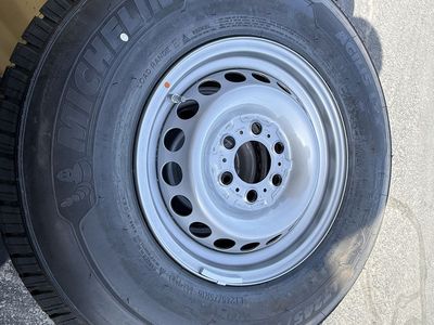 Mercedes Sprinter Wheels and Tires Stock