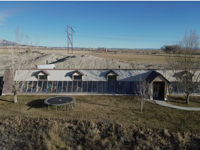 32 Acre Farm