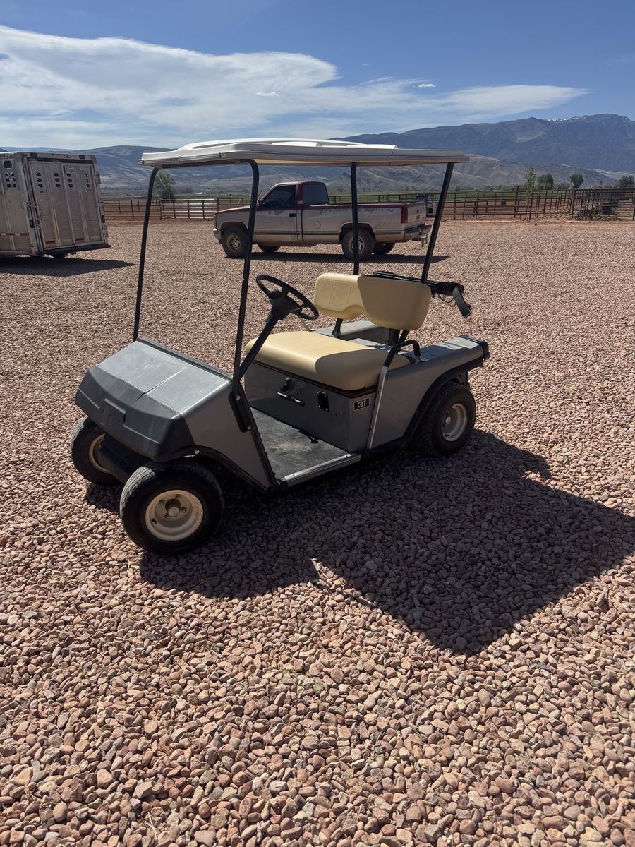 Ez-go golf cart