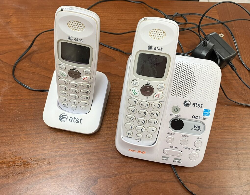 AT&T Dual Handset Answering Machine System